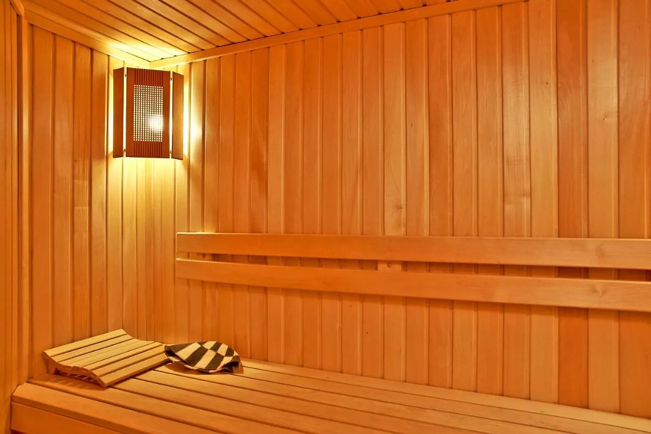 Big Jacuzzi , Sauna , Khreshchatyk Apartments Kyjev 0*,  Ukrajina